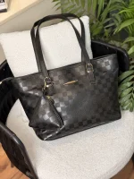 کیف زنانه چهارخونه LV