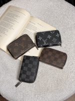 جاکارتی لویی ویتون LV